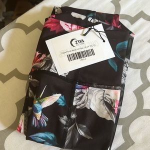 NWT Zyia Dark Floral mesh hi rise 24” leggings
